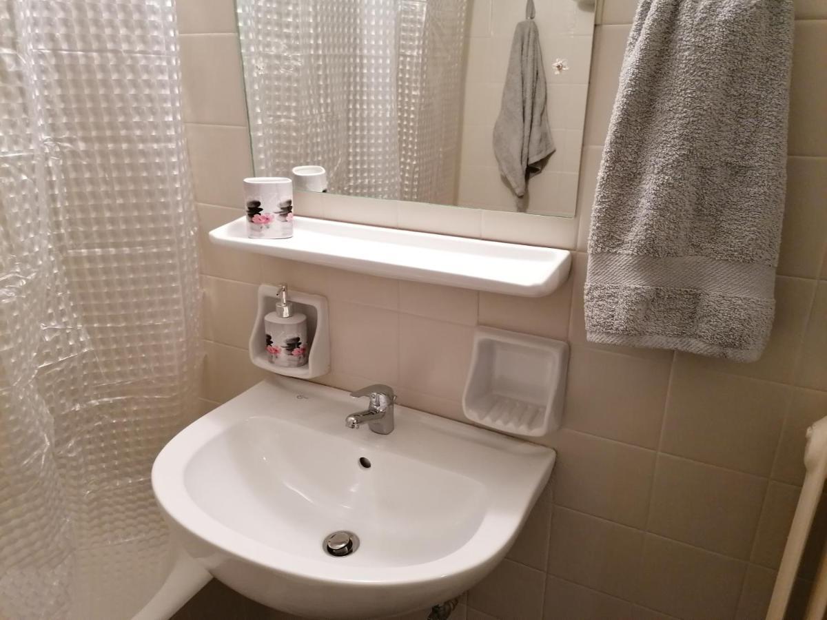 Pagrati Nest Apartment Athens Ngoại thất bức ảnh